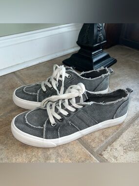 Jellypop Gray Kory Slip-On Canvas Shoes